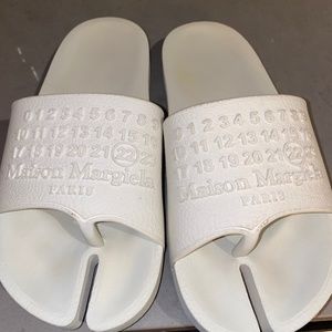 Maison Margiela tabby slides BRAND NEW!